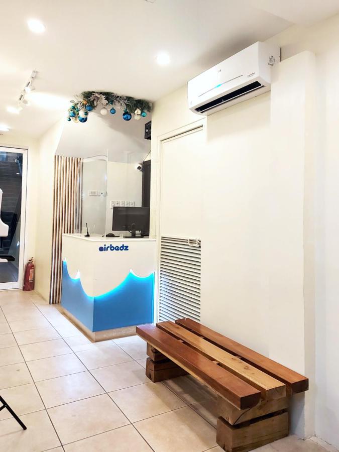 Airobedz Manila - A Value Hotel Екстер'єр фото