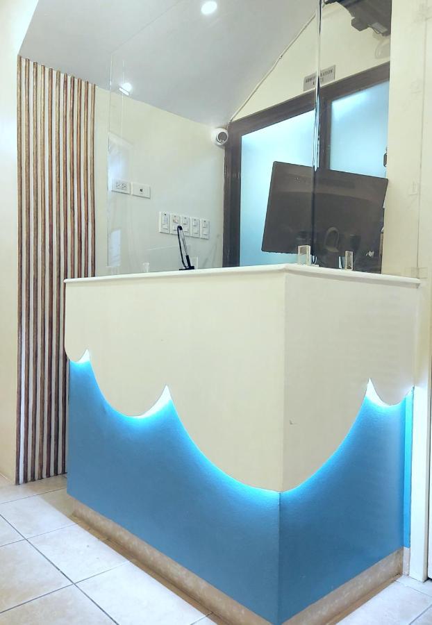 Airobedz Manila - A Value Hotel Екстер'єр фото